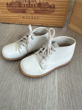 Vintage Mother Goose White Leather Baby Walking Shoes Size 6.5
